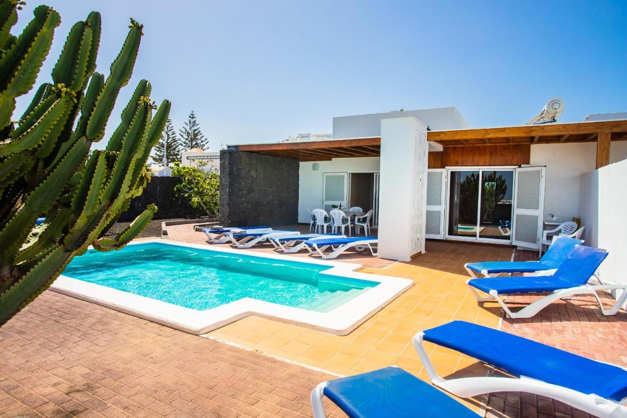 Villa Aleksandra Playa Blanca  Extérieur photo